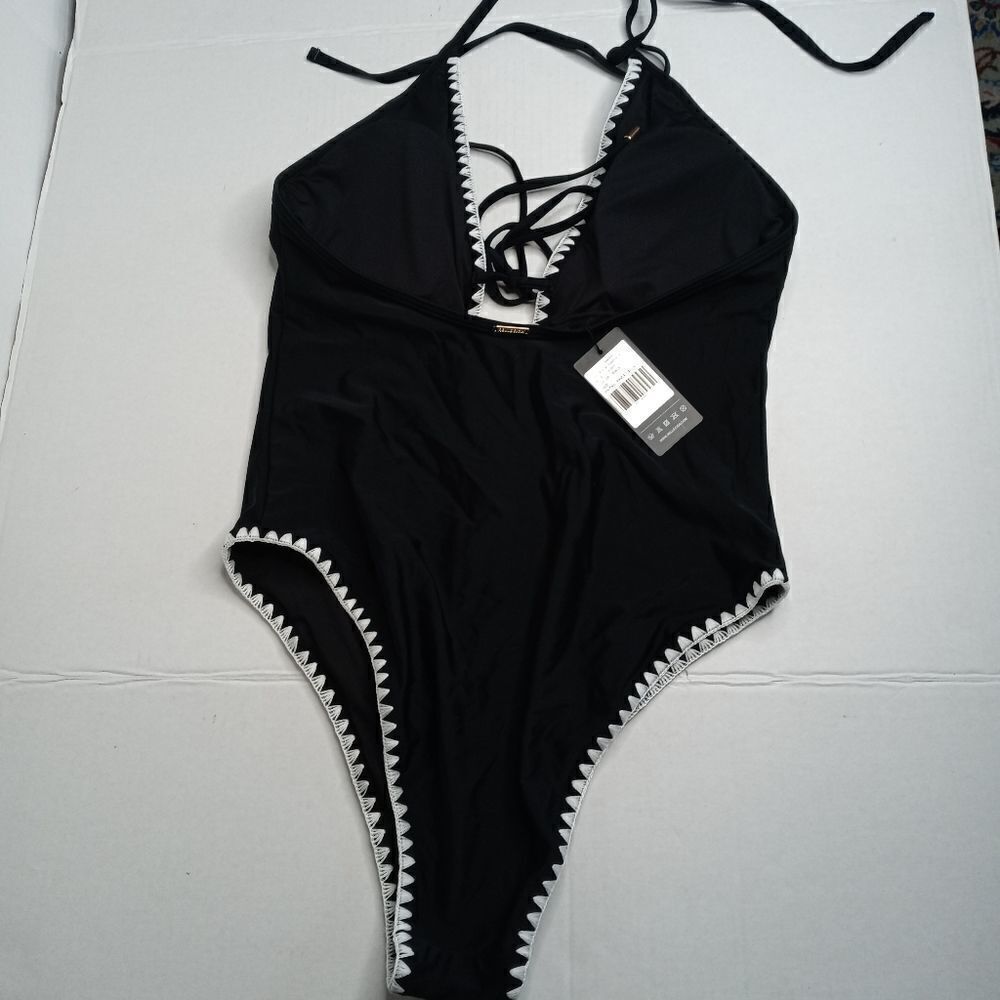 RELLECIGA Black Deep V One Piece Swimsuit - Picture 7 of 10